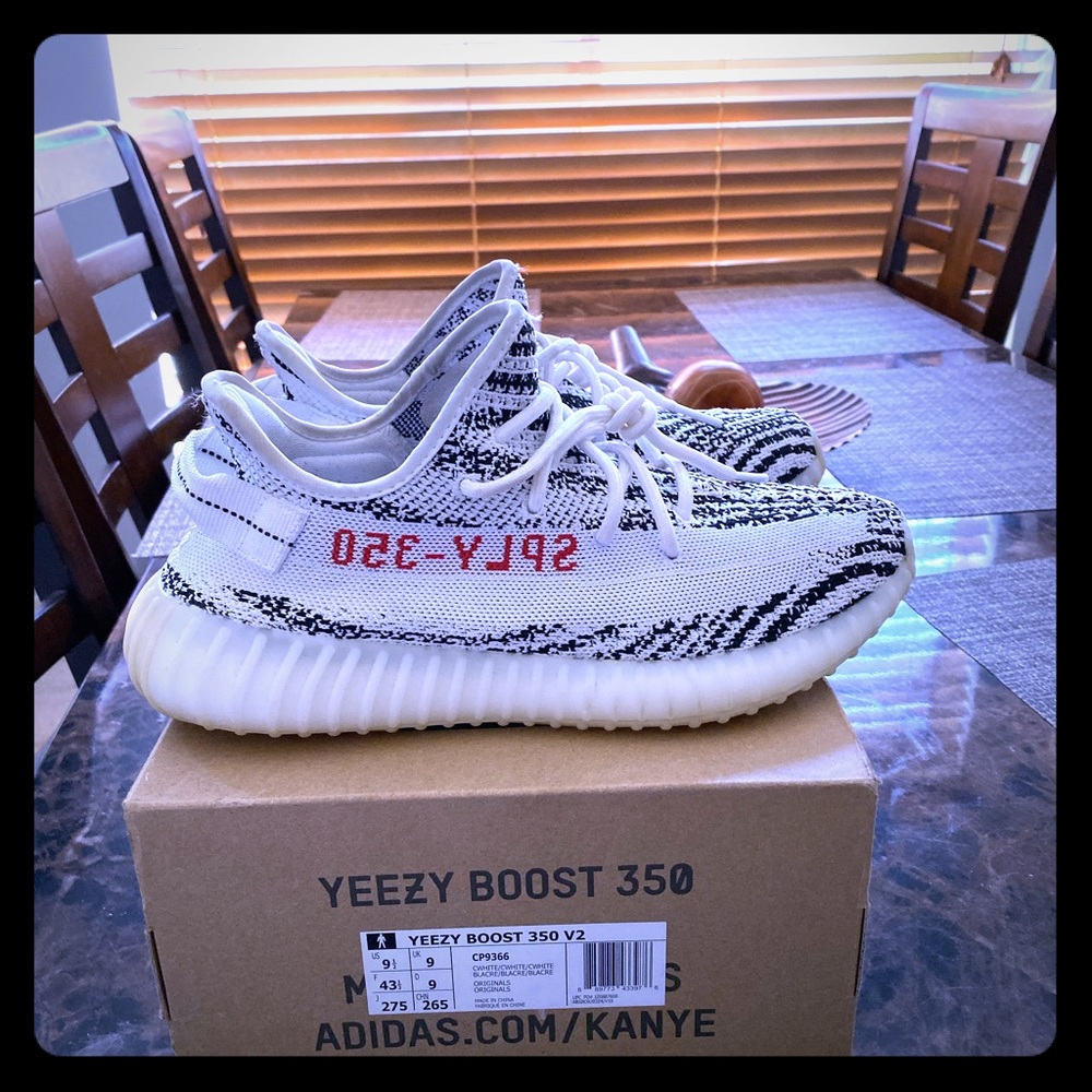 yeezy boost 350 v2 zebras